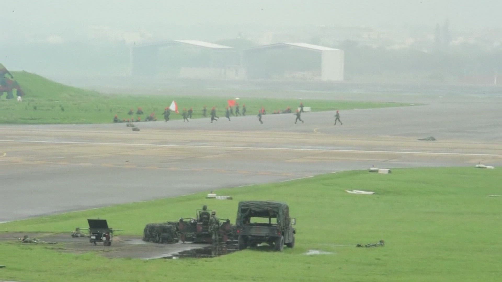 747458587 / Manoeuvre / Taiwanese Military / Hsinchu / Taiwan / 2012