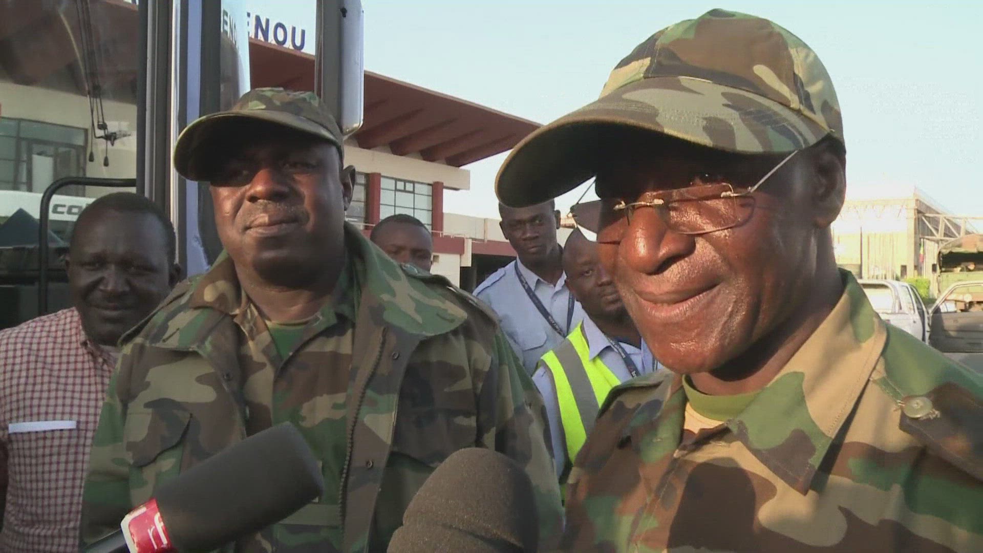 426482710 / News Footage / Jan 17, 2013