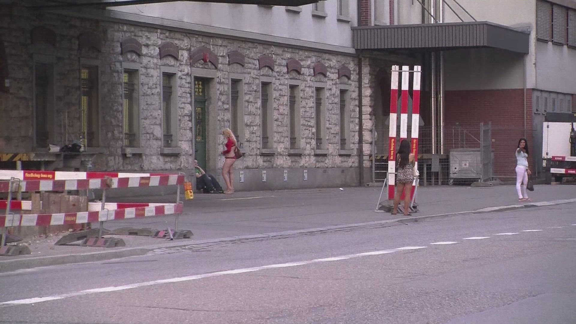 454975116 / News Footage / Aug 25, 2013