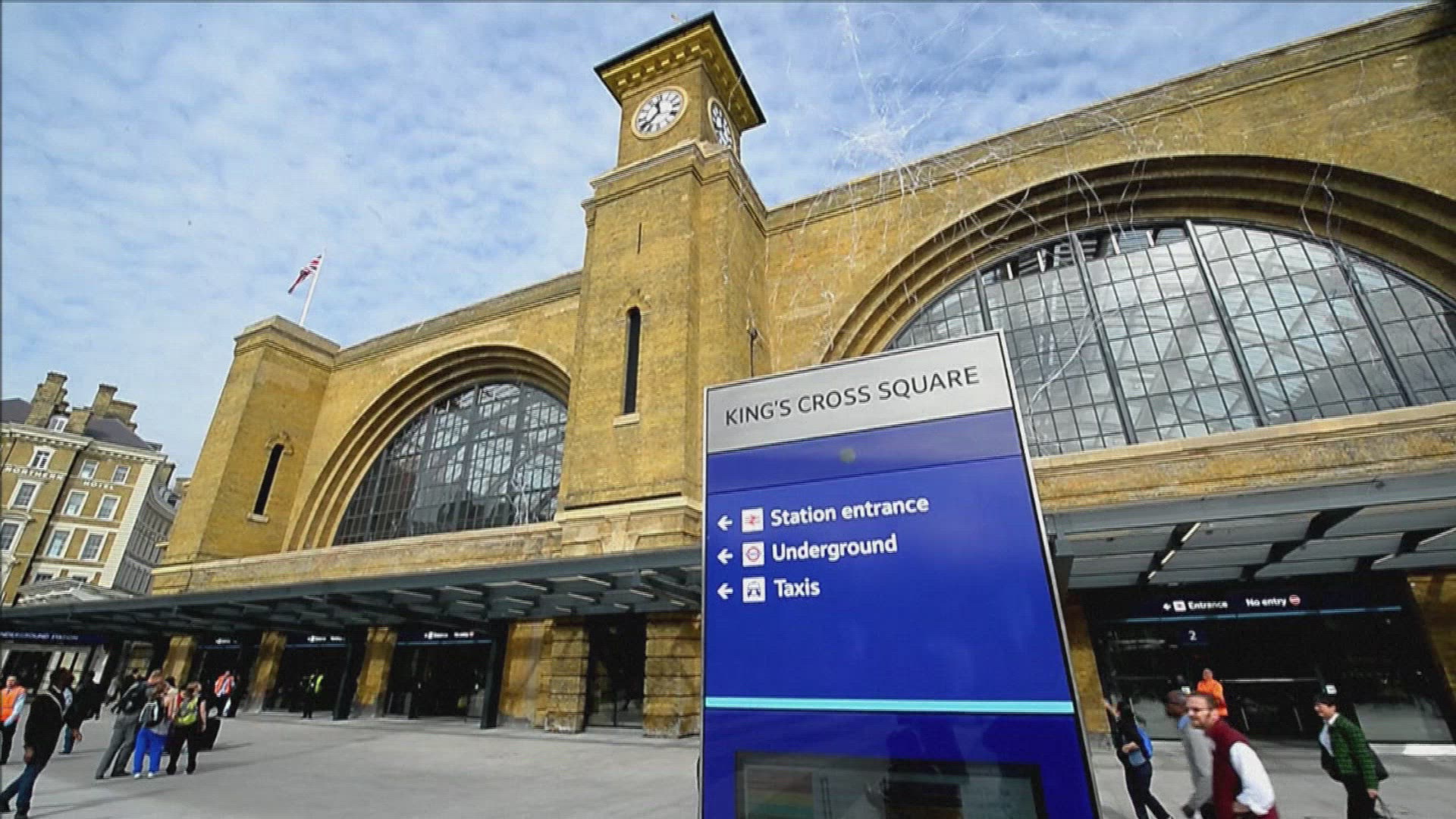 398195905 / News Footage / Sep 26, 2013