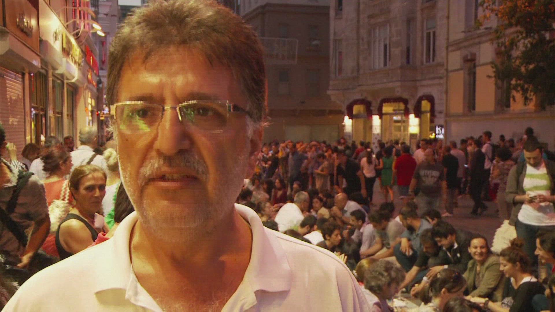 153044367 / News Footage / Jul 10, 2013