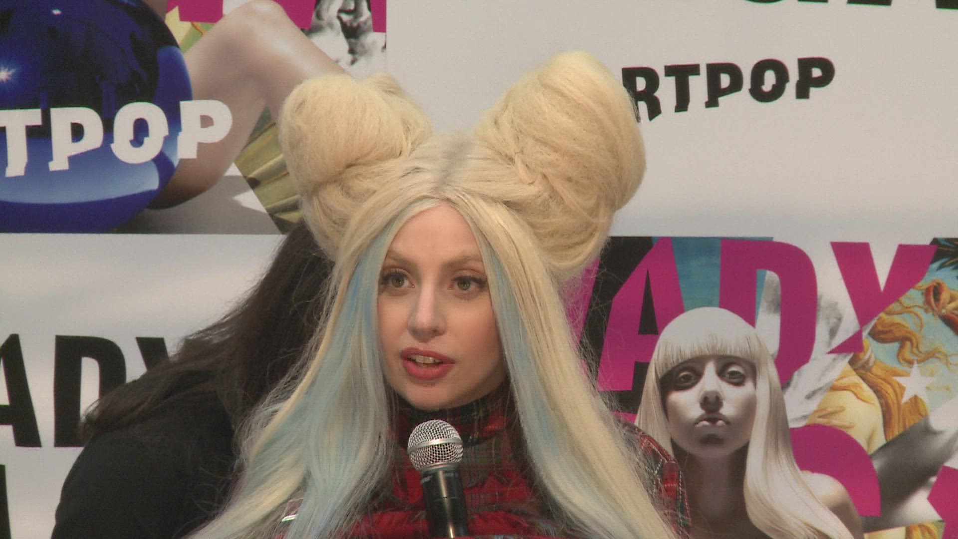 979726832 / News Footage / Dec 1, 2013