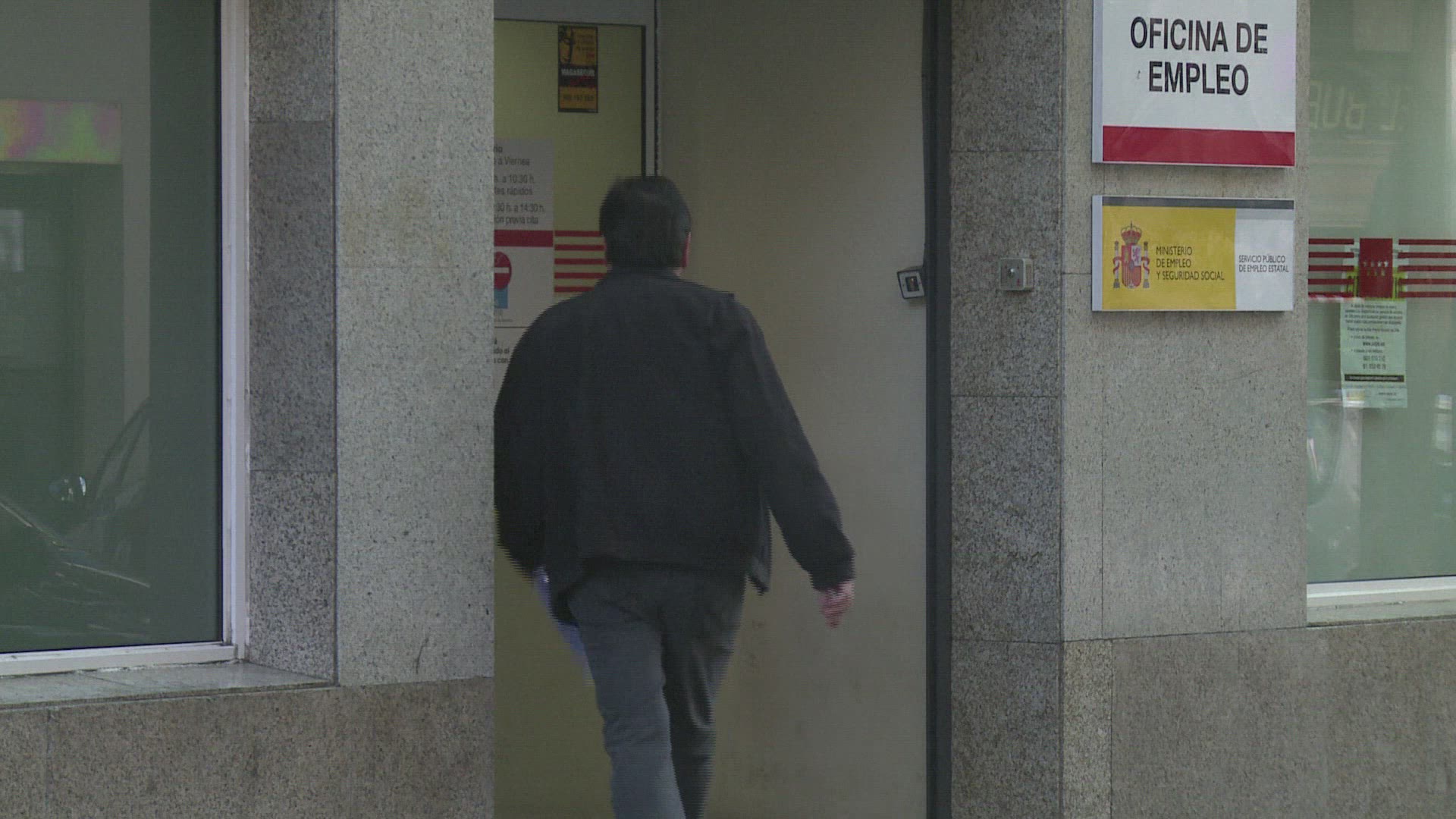 971028874 / News Footage / Apr 28, 2014