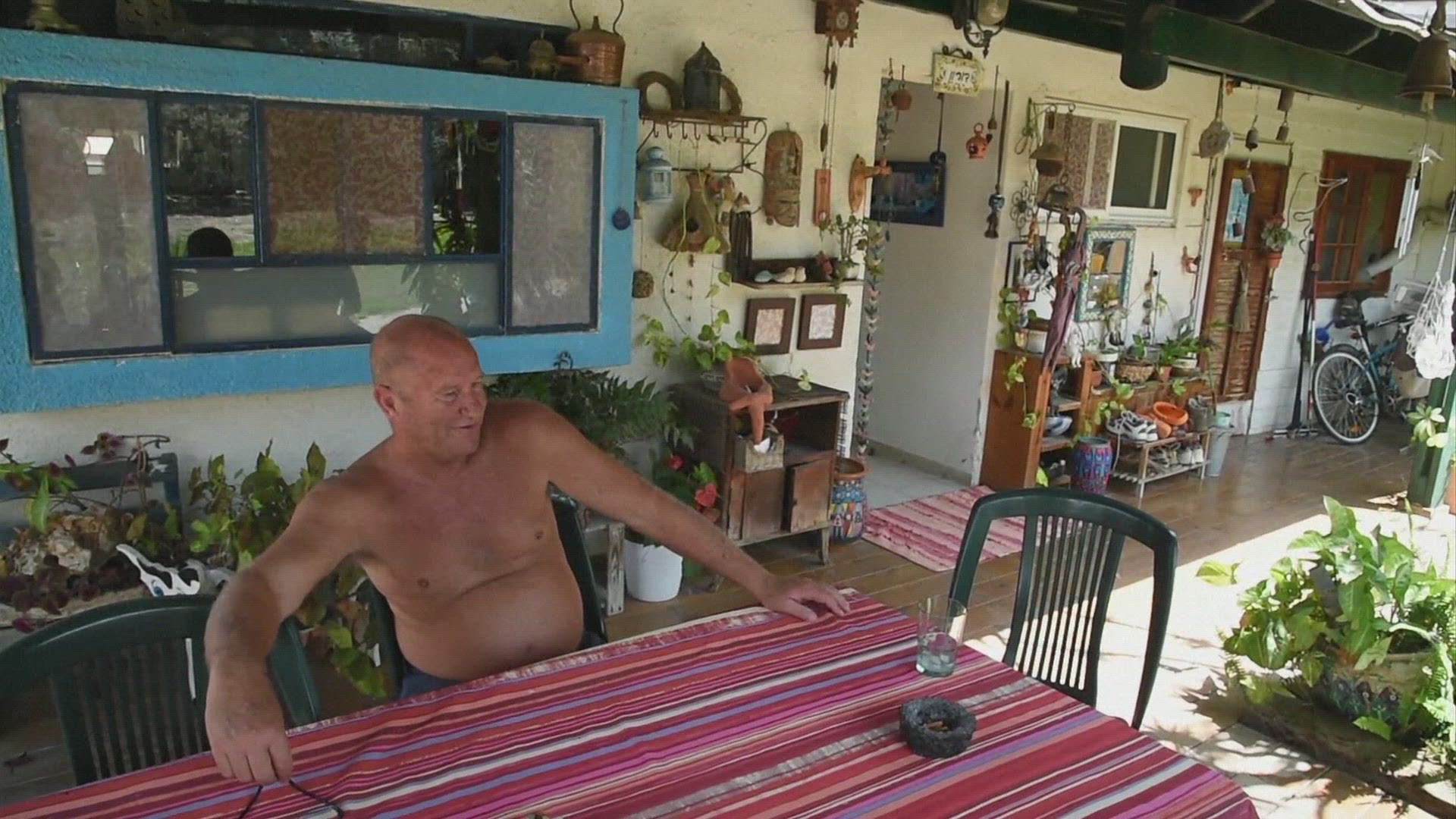 221487212 / News Footage / Aug 5, 2014