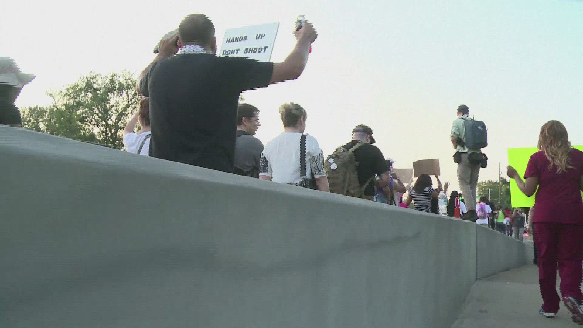 275809527 / News Footage / Aug 20, 2014