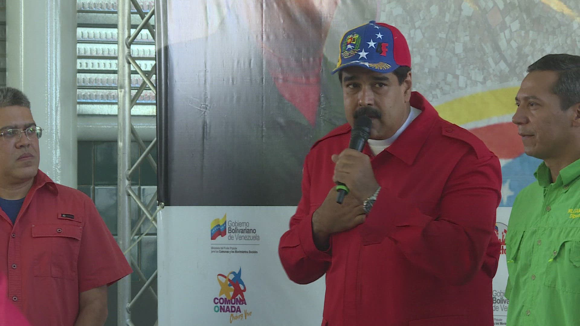 906763646 / News Footage / 2015