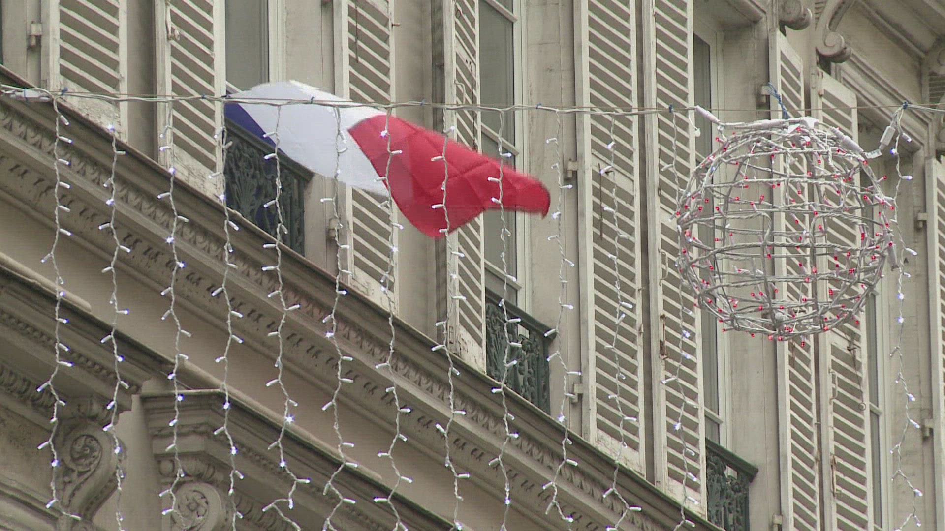 723219117 / News Footage / Nov 27, 2015