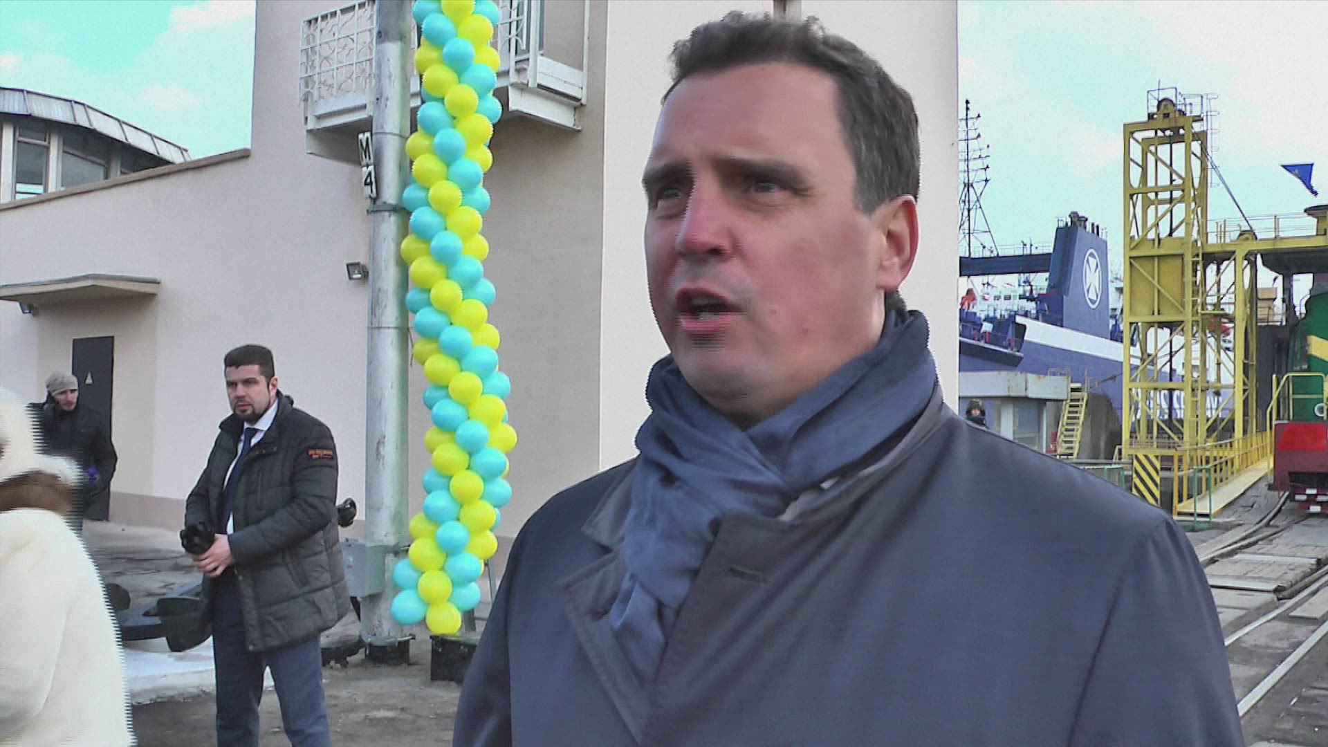 139912423 / News Footage / Jan 15, 2016