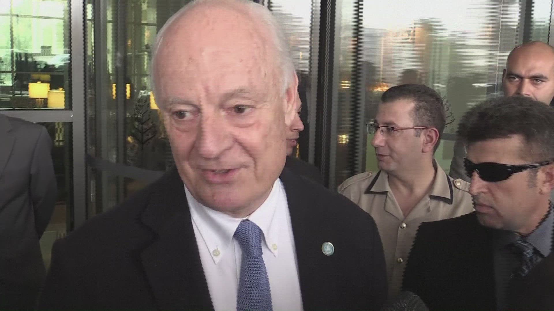 604354232 / News Footage / Feb 18, 2016