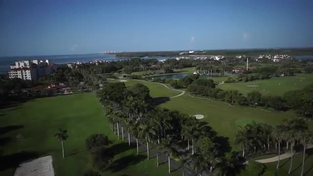 Fisher Island   Sunday  8 5