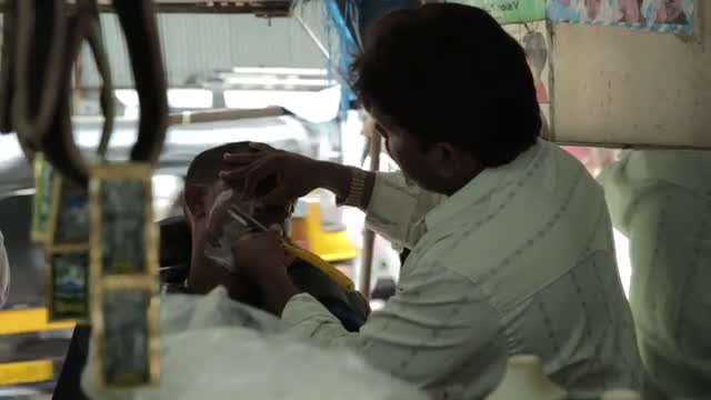 Mumbai_Barber_8I1A4026