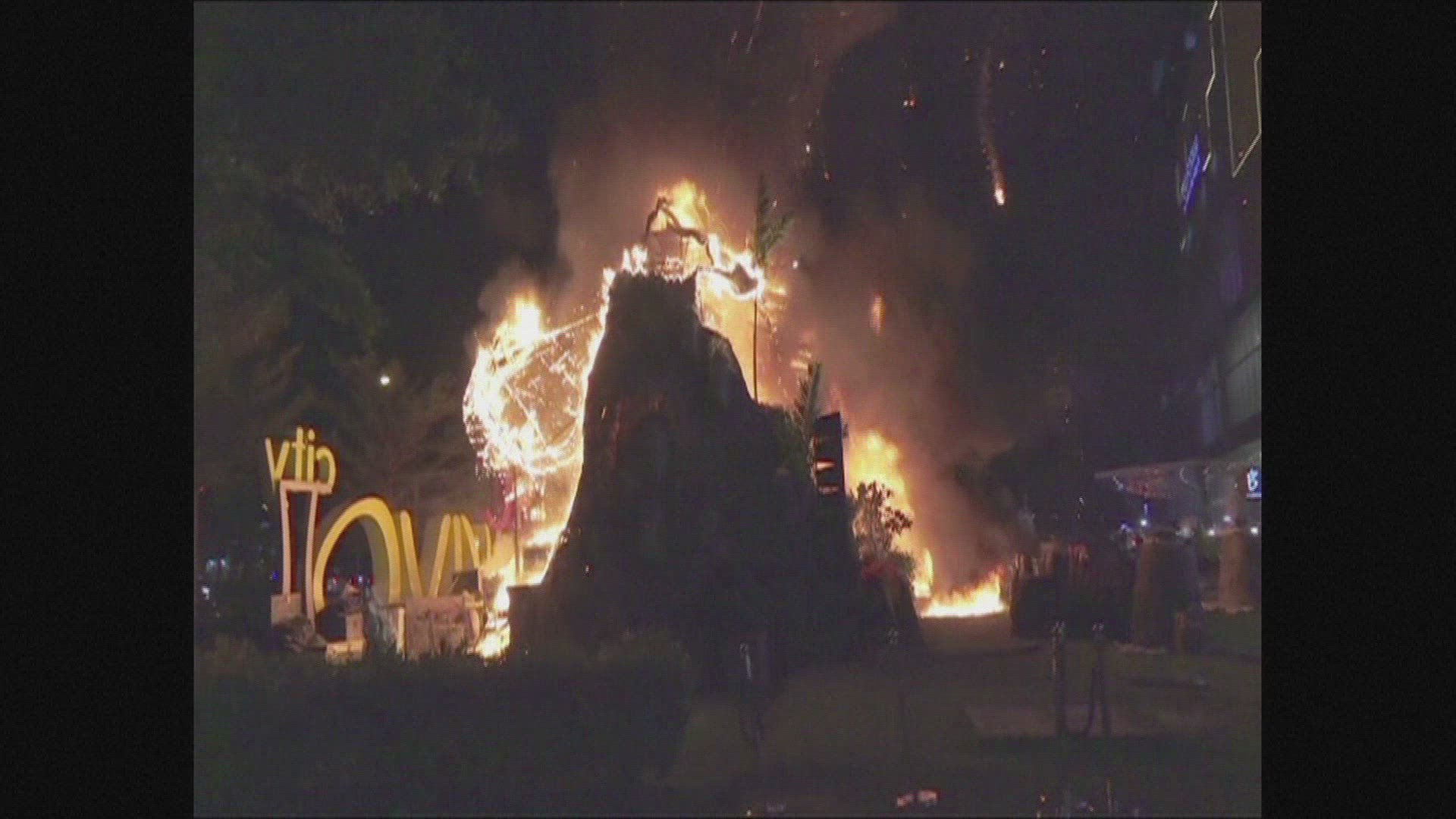 832359541 / News Footage / Mar 10, 2017