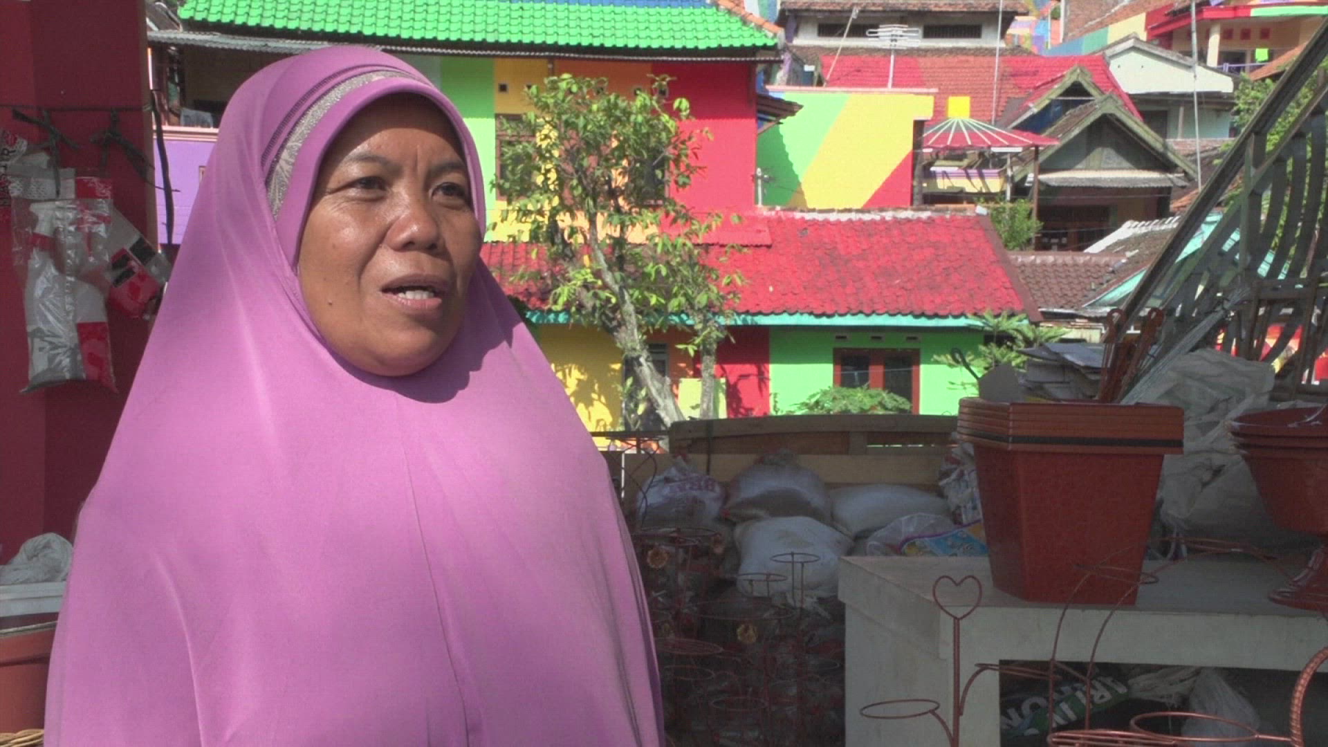 303683467 / News Footage / May 31, 2017