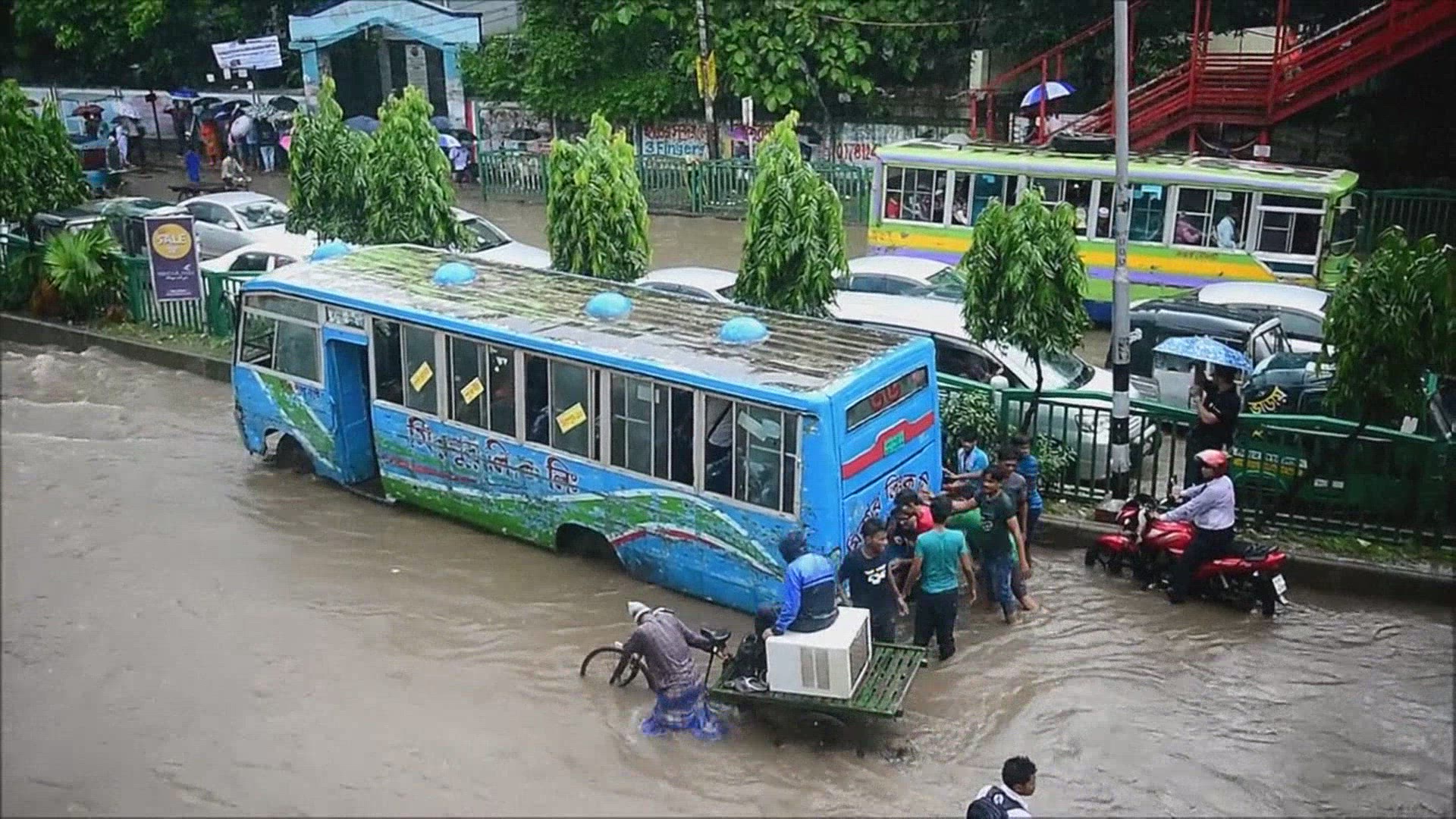 930713811 / News Footage / Jul 26, 2017