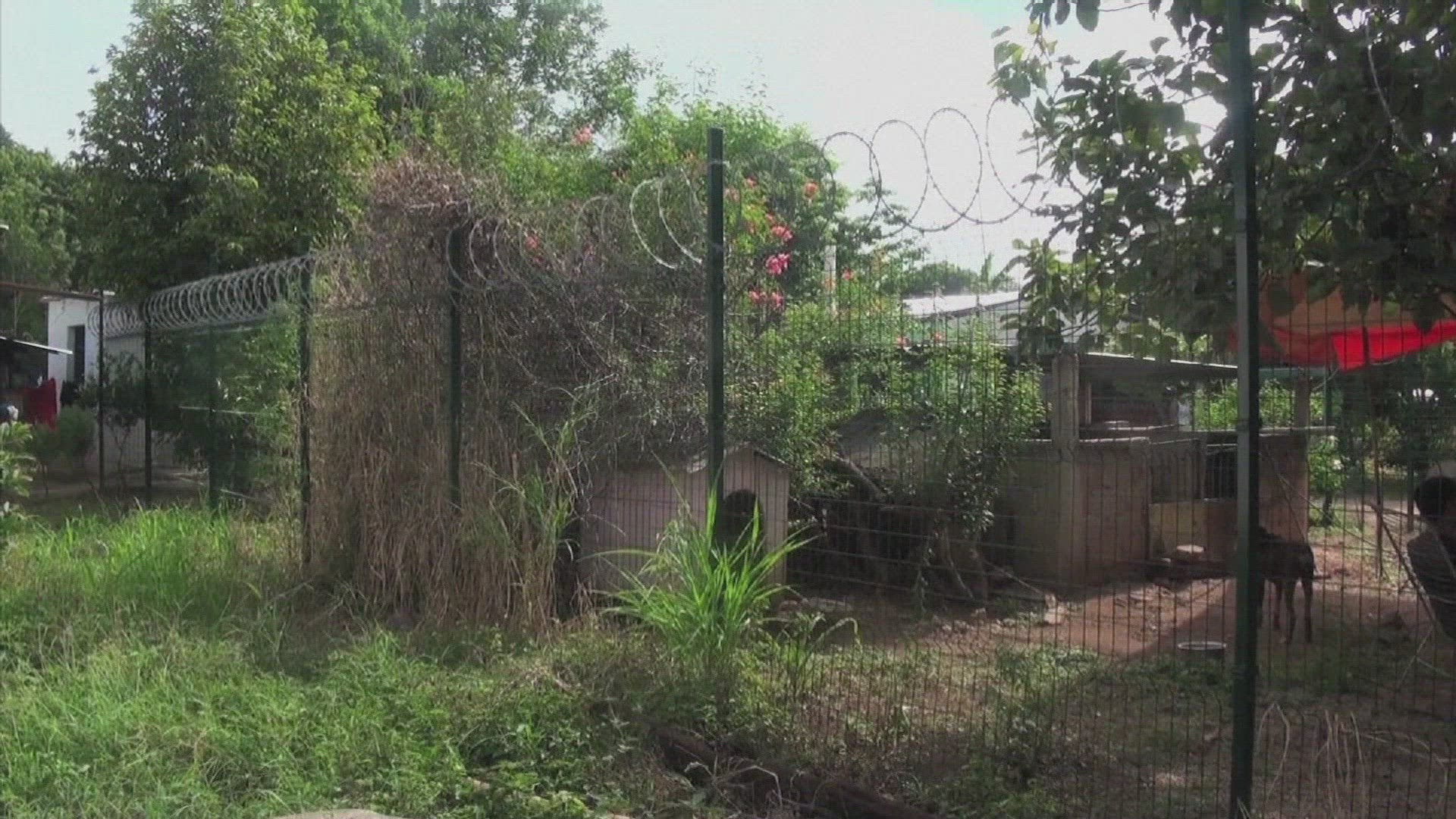 921563652 / News Footage / Aug 23, 2017