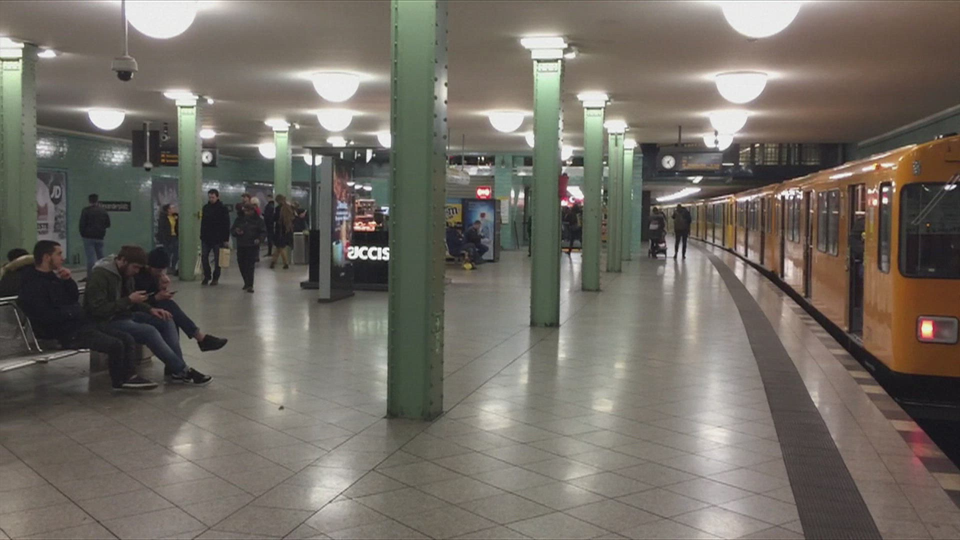 660432227 / News Footage / Dec 23, 2017 660432227 / News Footage / Dec 23, 2017