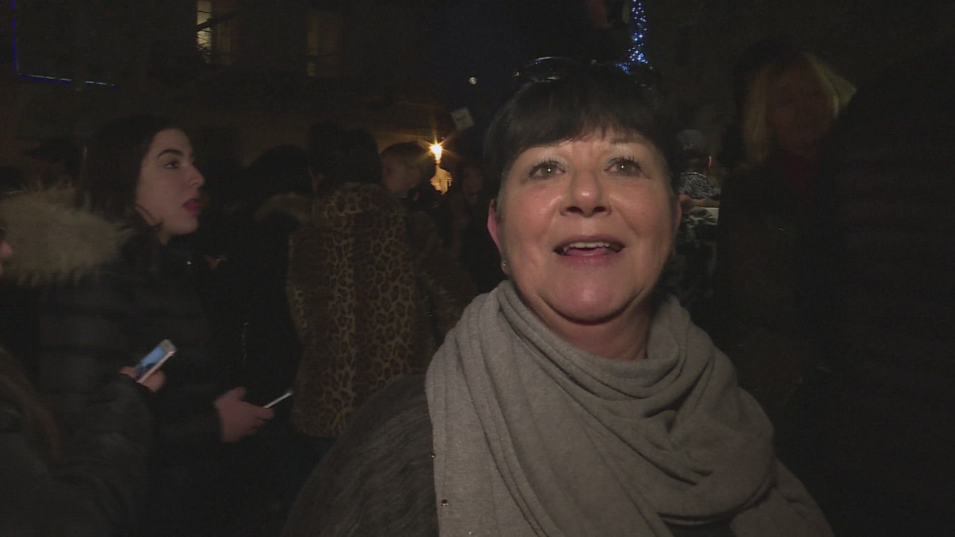 924104038 / News Footage / Dec 10, 2017