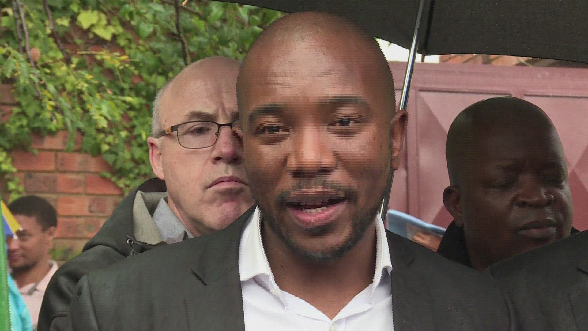 855832675 / News Footage / Apr 3, 2018