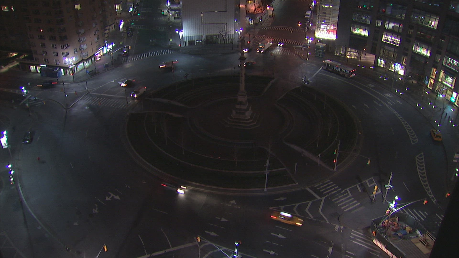 363852082 / Traffic / Night / Columbus Circle / New York City / USA