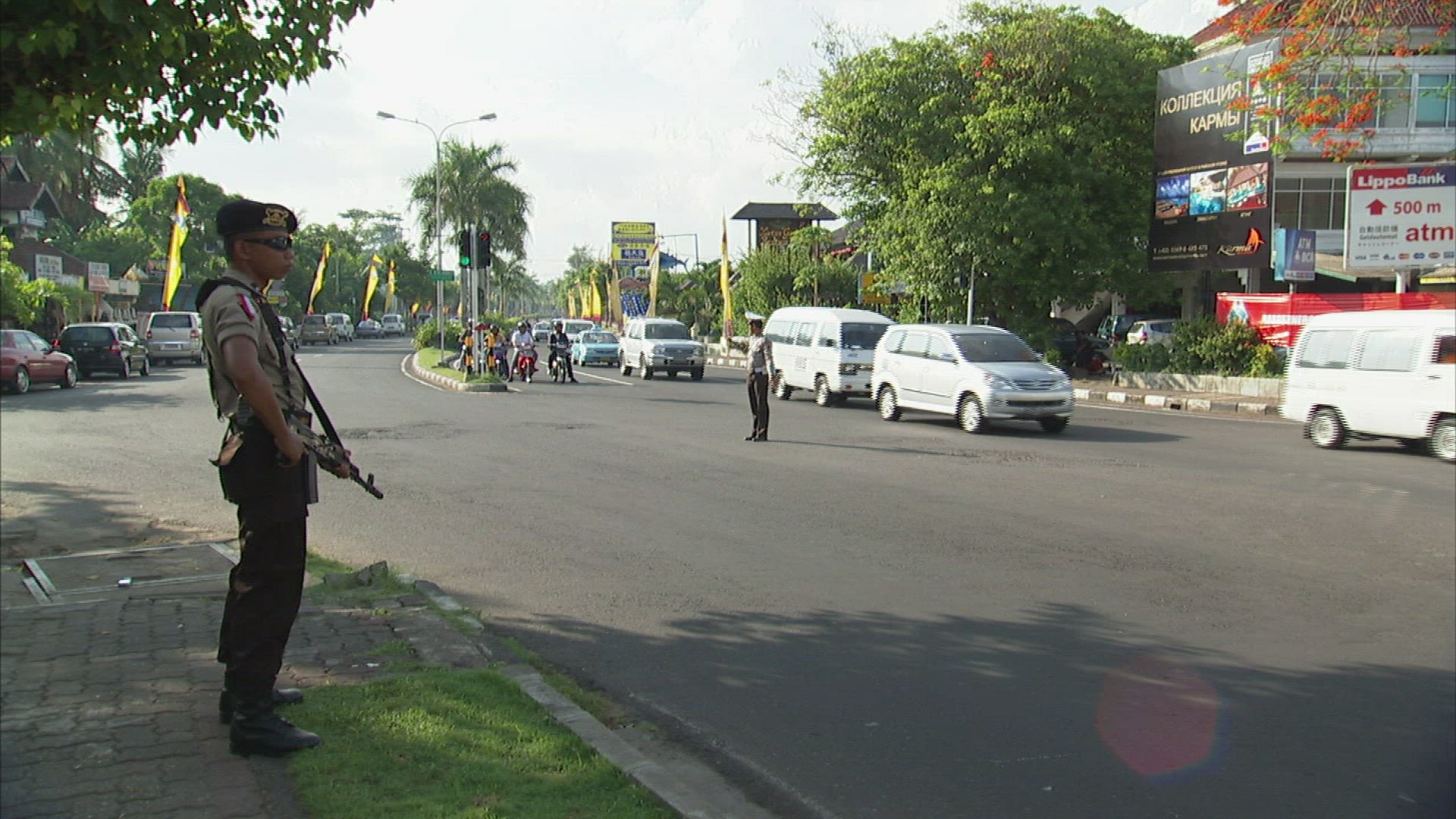 515259666 / People / Traffic / Bali