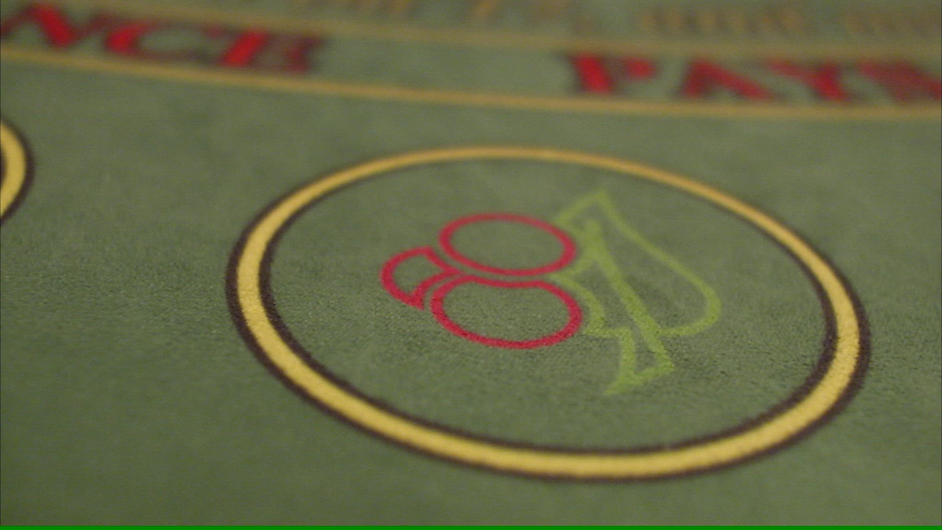 222484490 / Success / Playing / Black Jack