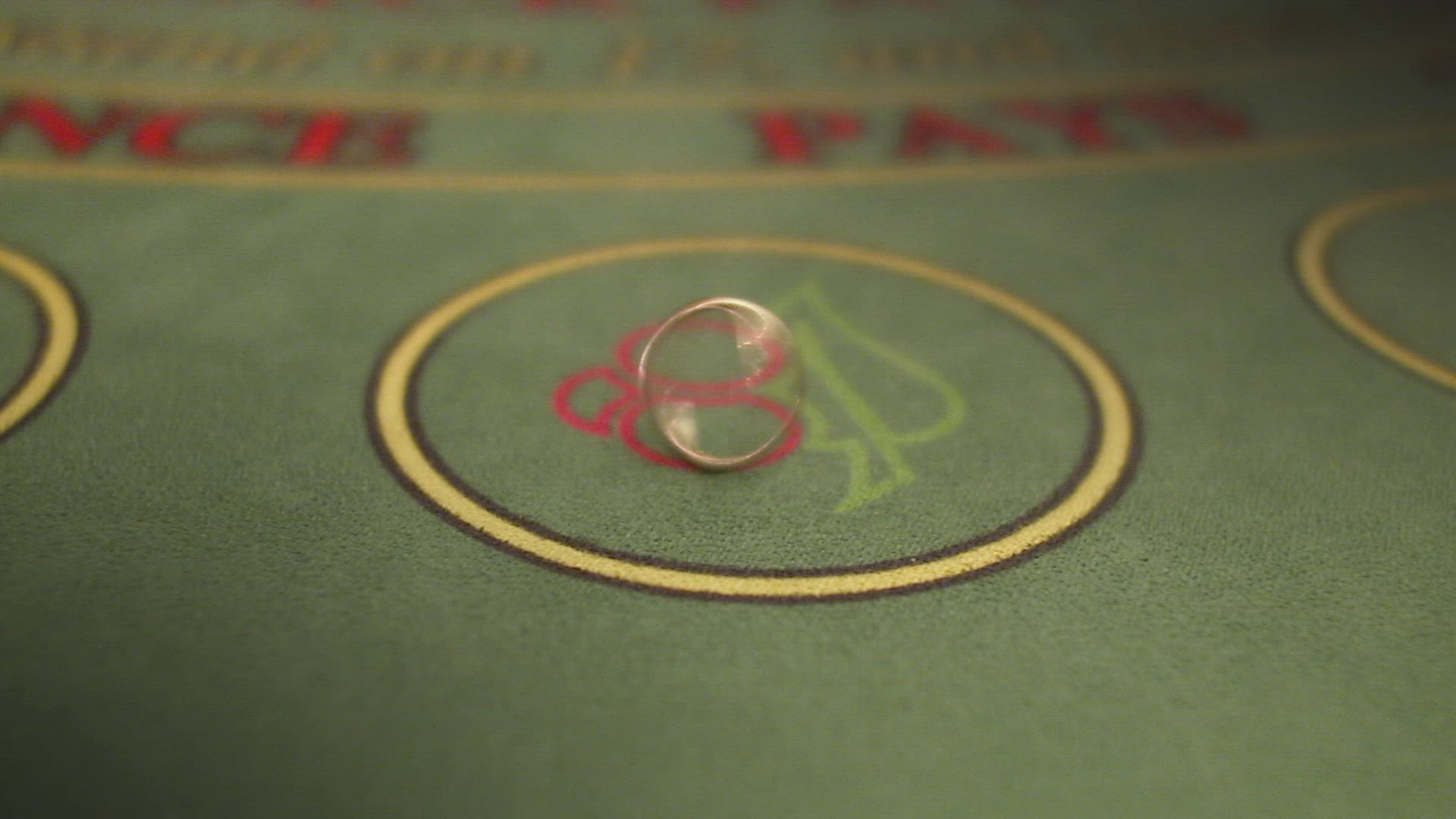536393771 / Black Jack / Playing / Wedding Ring