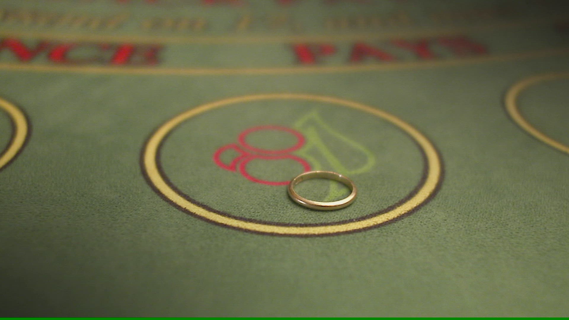 509621137 / Black Jack / Playing / Wedding Ring