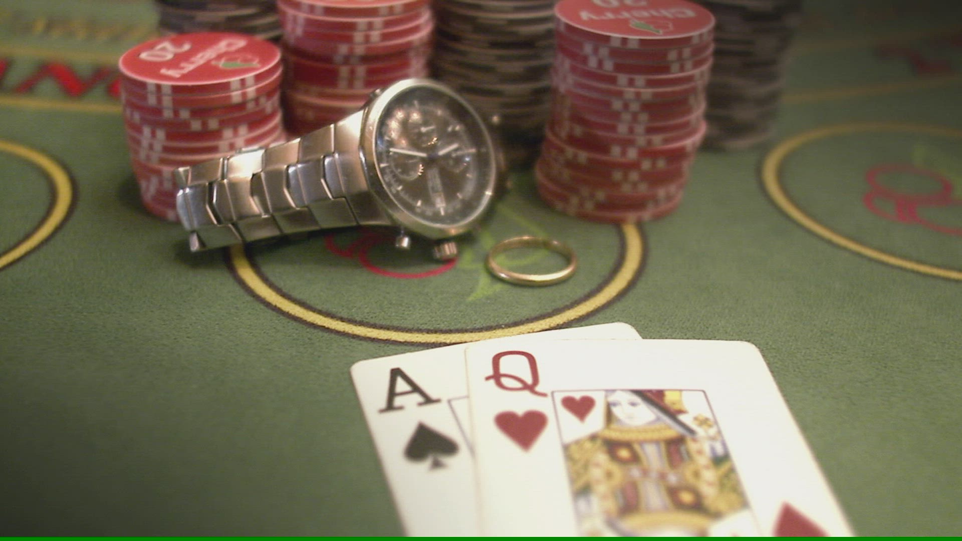 759427080 / Wristwatch / Playing / Wedding Ring