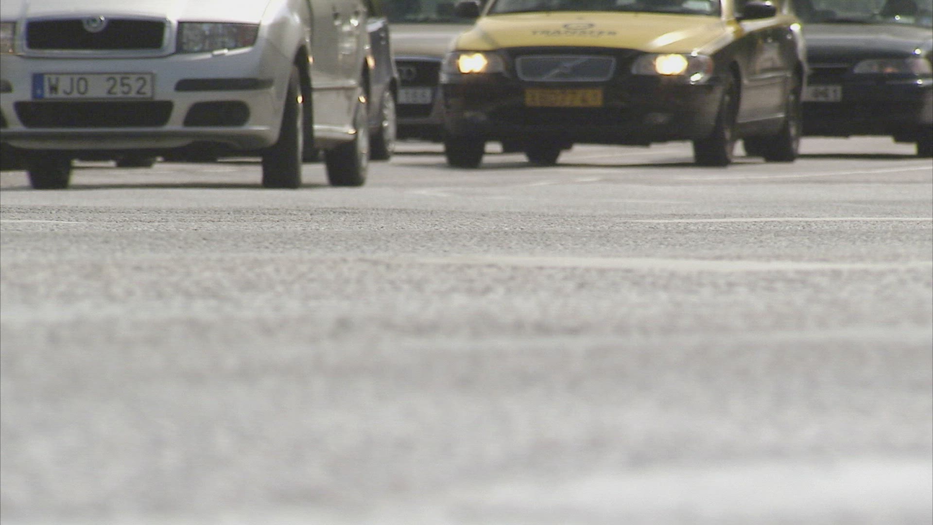 116458729 / Driving / Queue / Stockholm