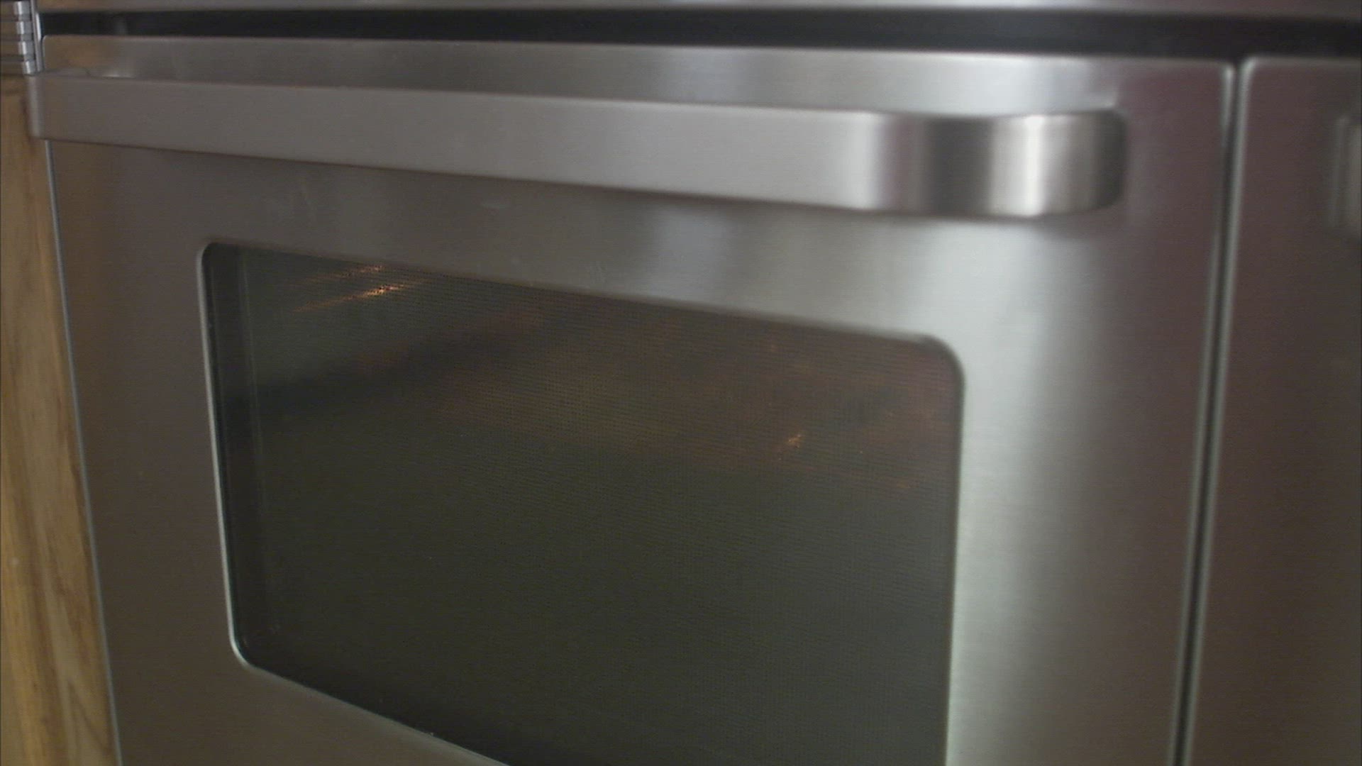 141669713 / Scandinavian Ethnicity / Baking / Sweden