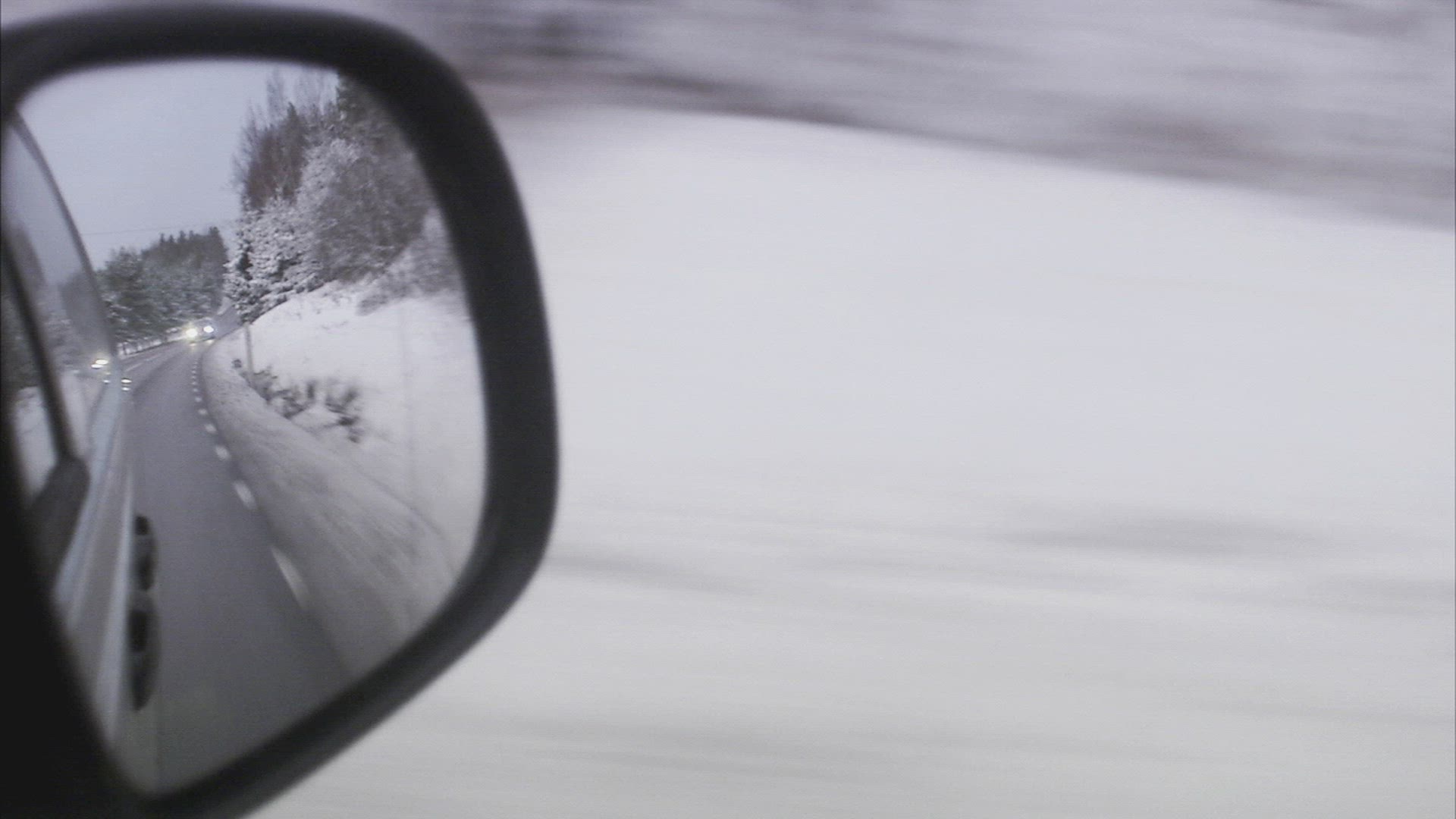 480711011 / Car / Driving / Outside Mirror