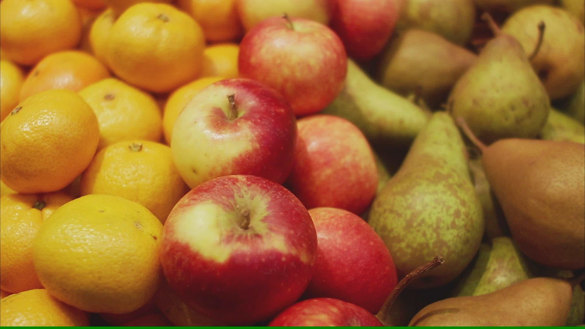 268672025 / Apple / Fruit / Abundance