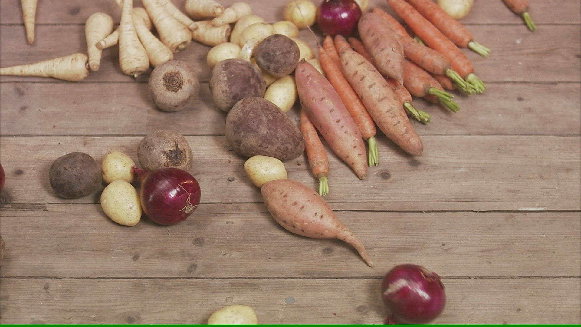 482485755 / Harvest / Produce Grocer / Vegetables
