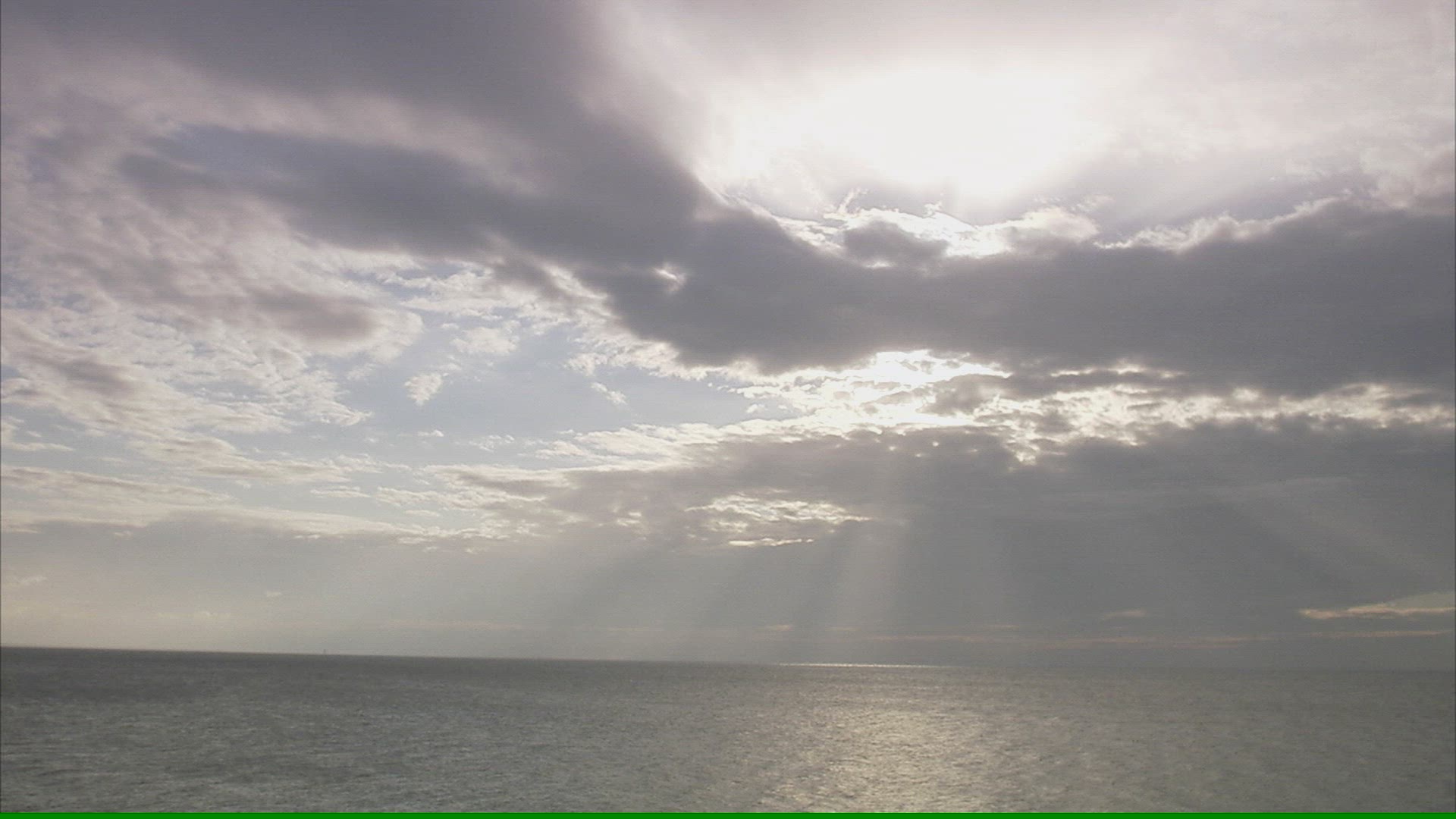 818492103 / Cloud / Sunray / Skane