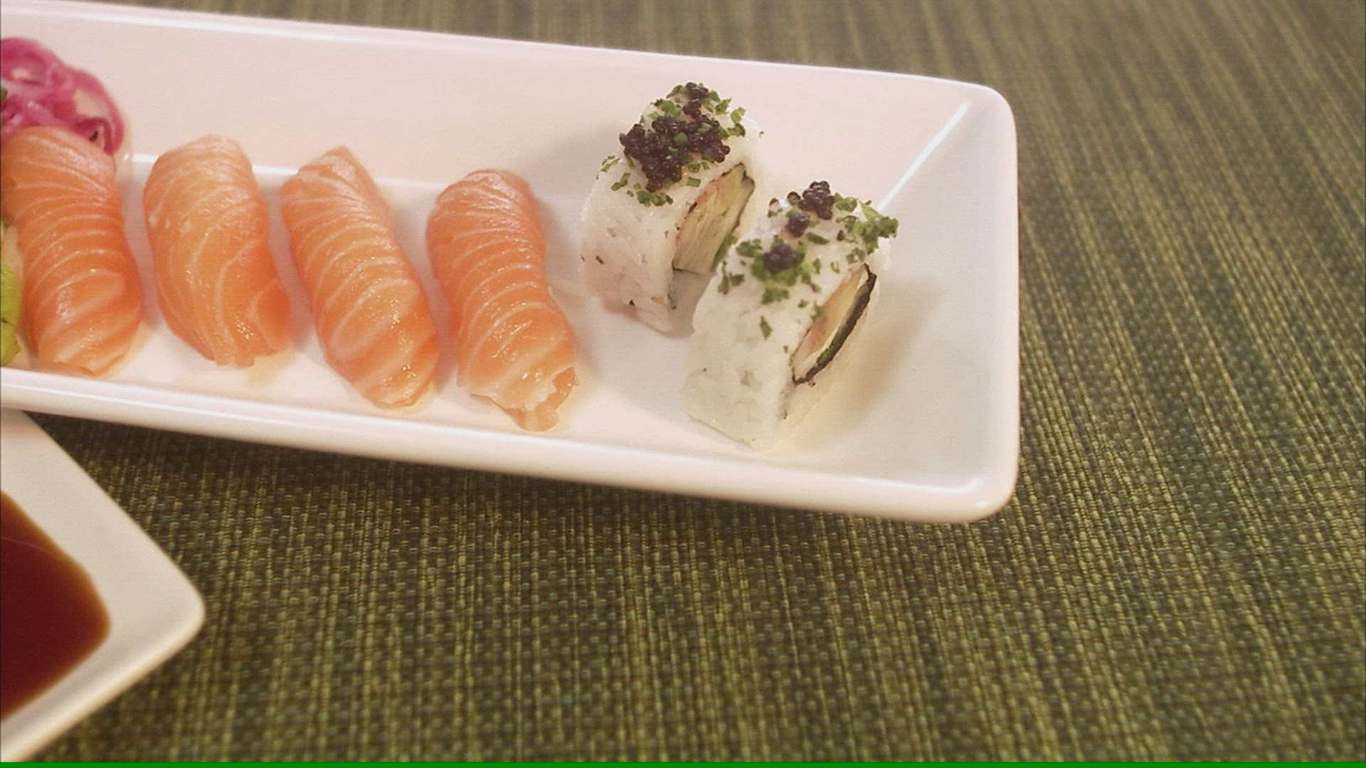 635541144 / Fish / Restaurant / Asia