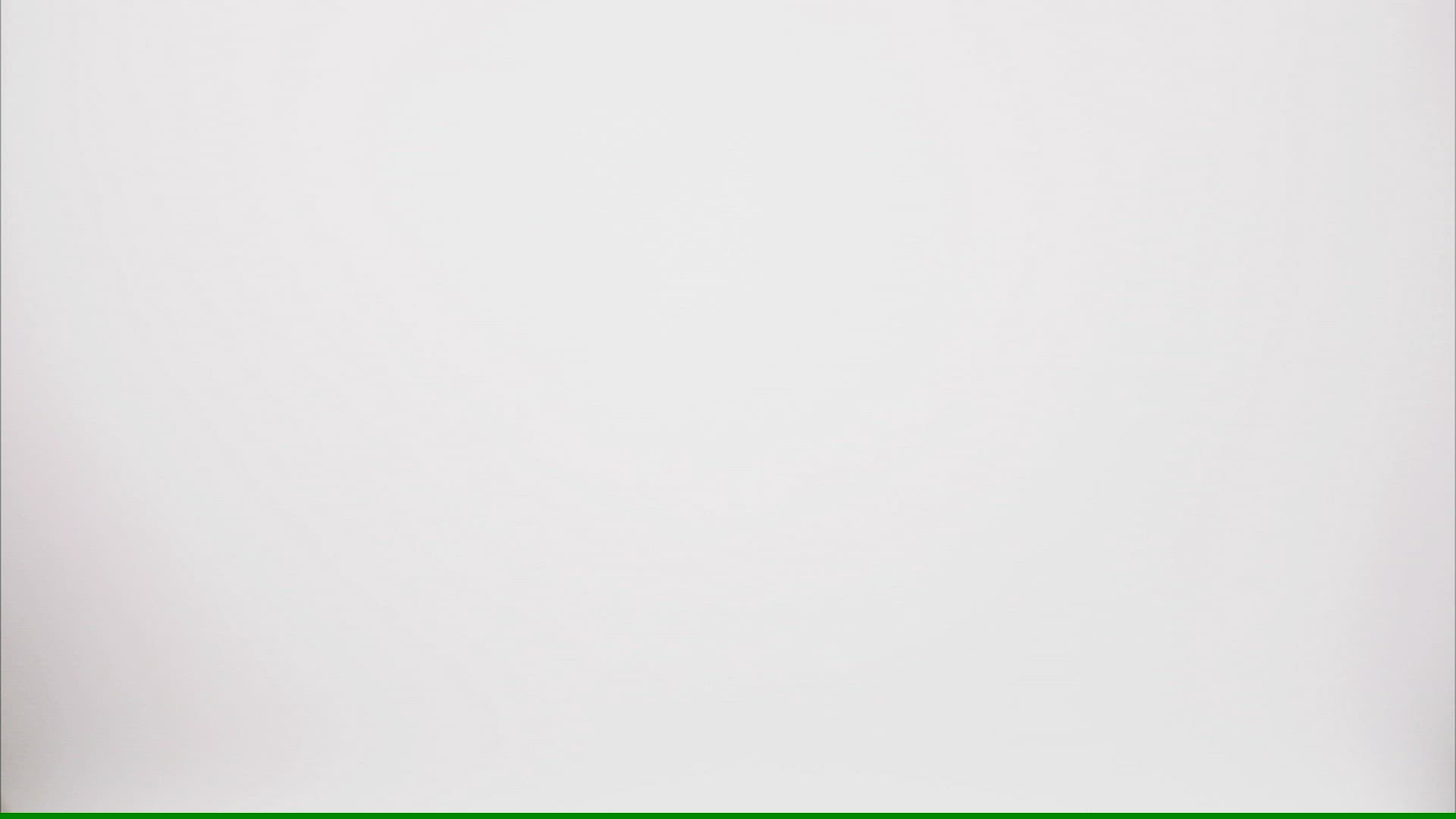 443074385 / Adult / Curiosity / Amazement