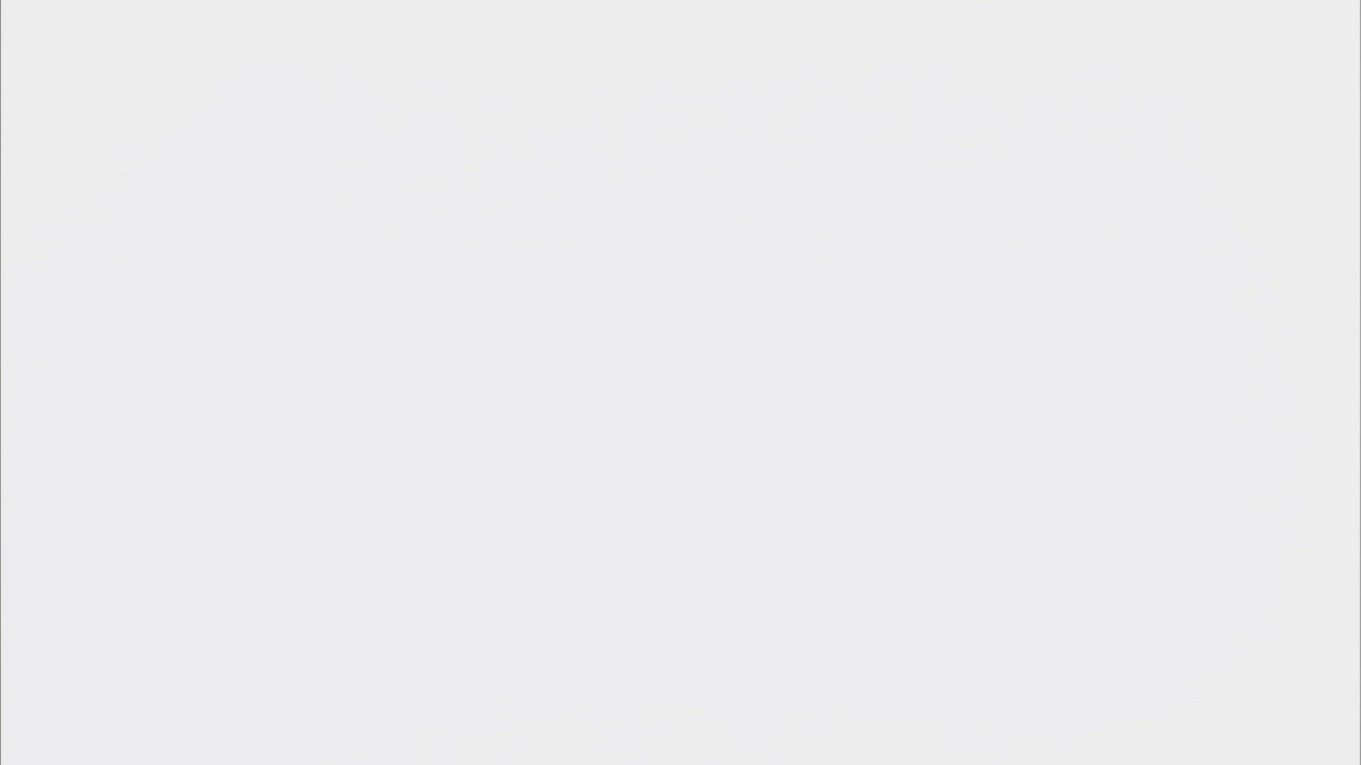 273858151 / Woman / Fruit / Freshness