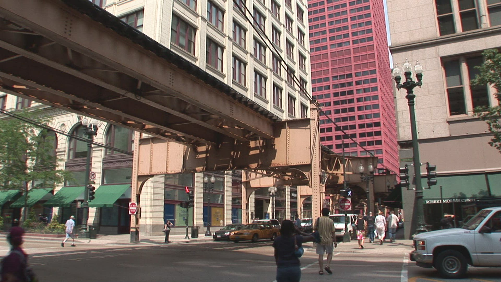 183756466 / Chicago Elevated / Downtown / Chicago