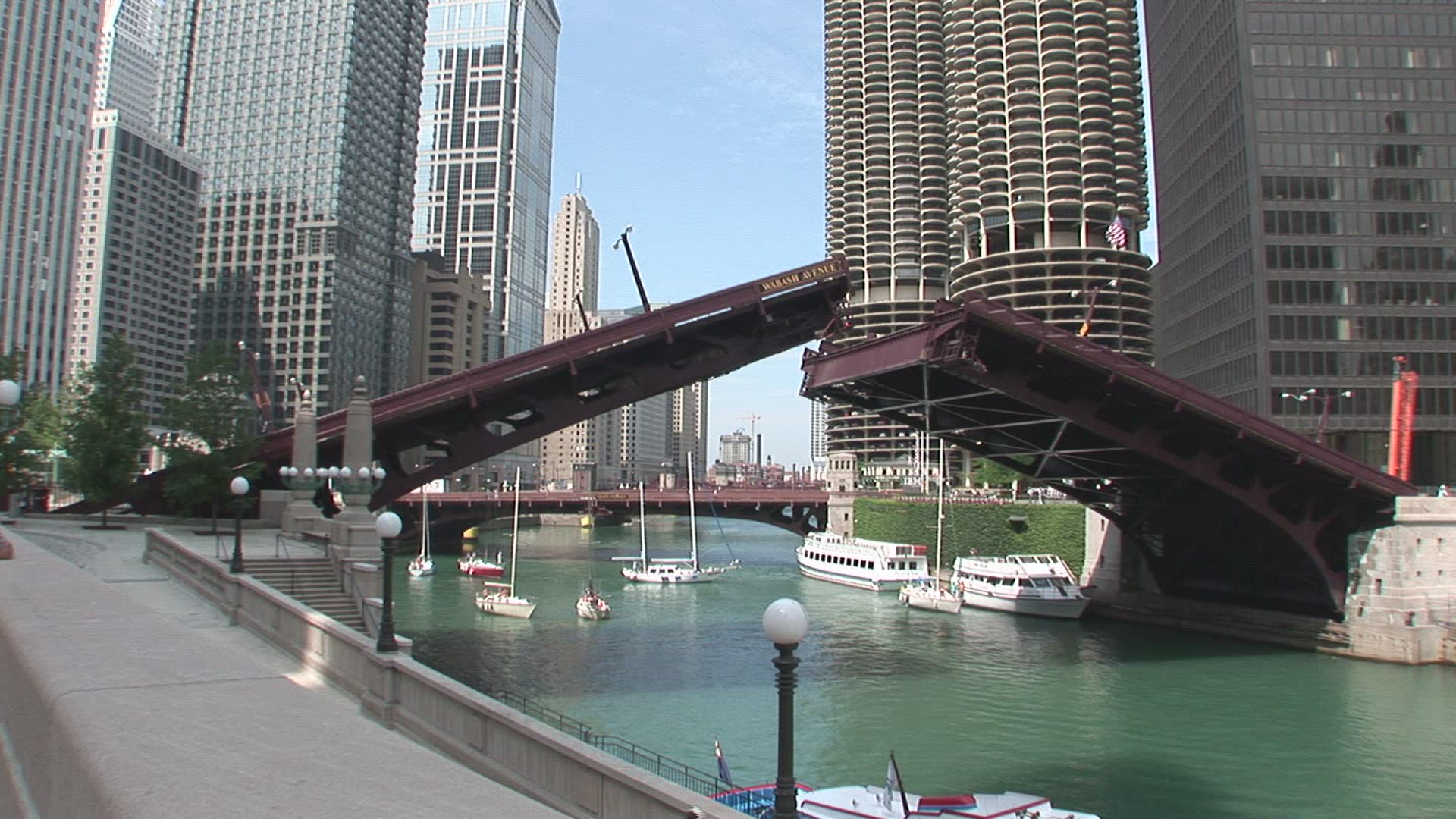 461239258 / Bascule Bridge / Chicago River / Chicago