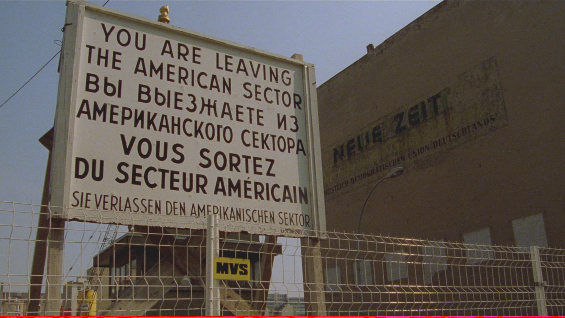 194346292 / Checkpoint Charlie / Berlin / 1996