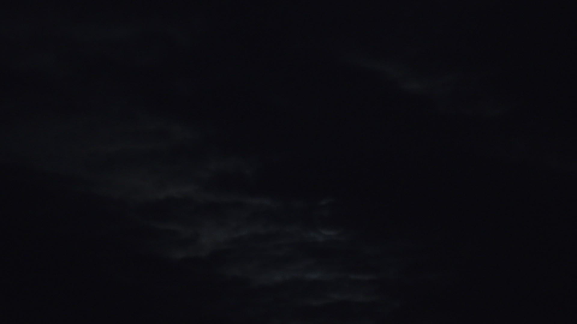 313565169 / Moon / Cloudy / Sky