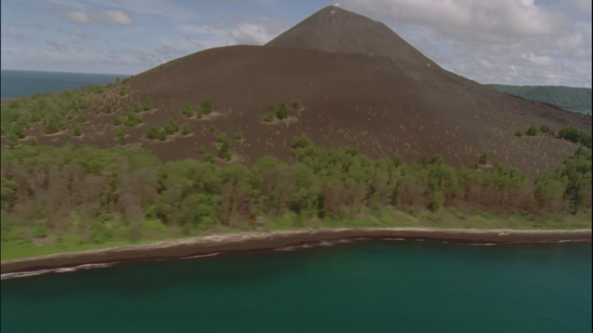 955129922 / Scenic / Mountain / Anak Krakatau