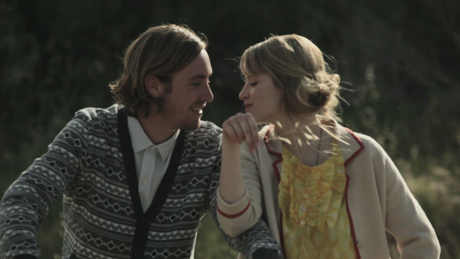 665583305 / Love Couple / Love