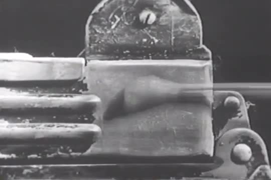 Cuban arms smuggled into Venezuela for war