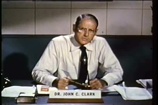 Officials at Los Alamos, New Mexico describe the nuclear test program.