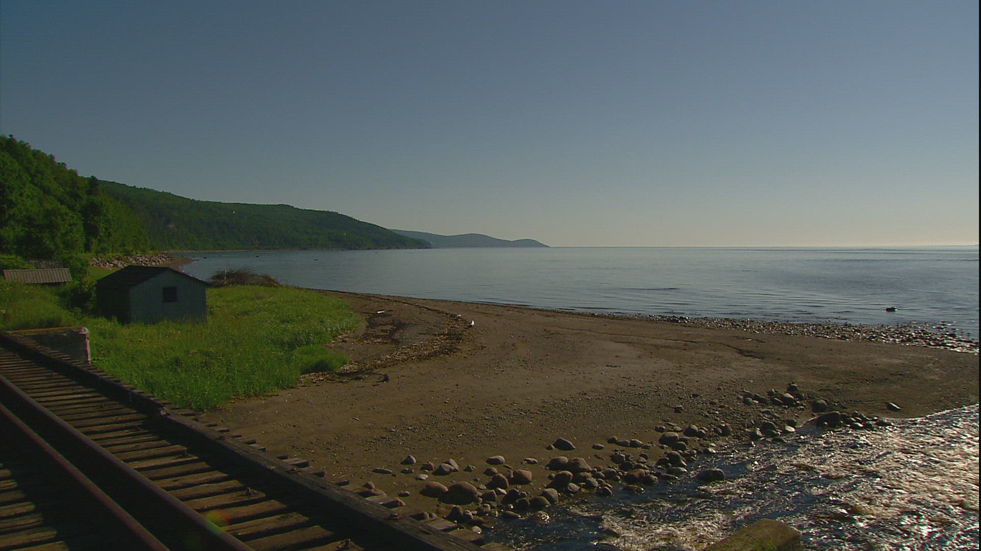 377602862 / Saint Lawrence River / Beach / Sainte-Irénée / Canada