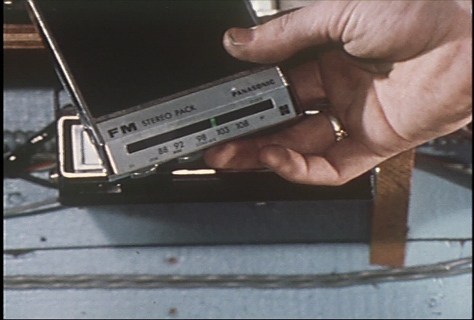 205817424 / Consumer Electronics / Car / Canada / 1972