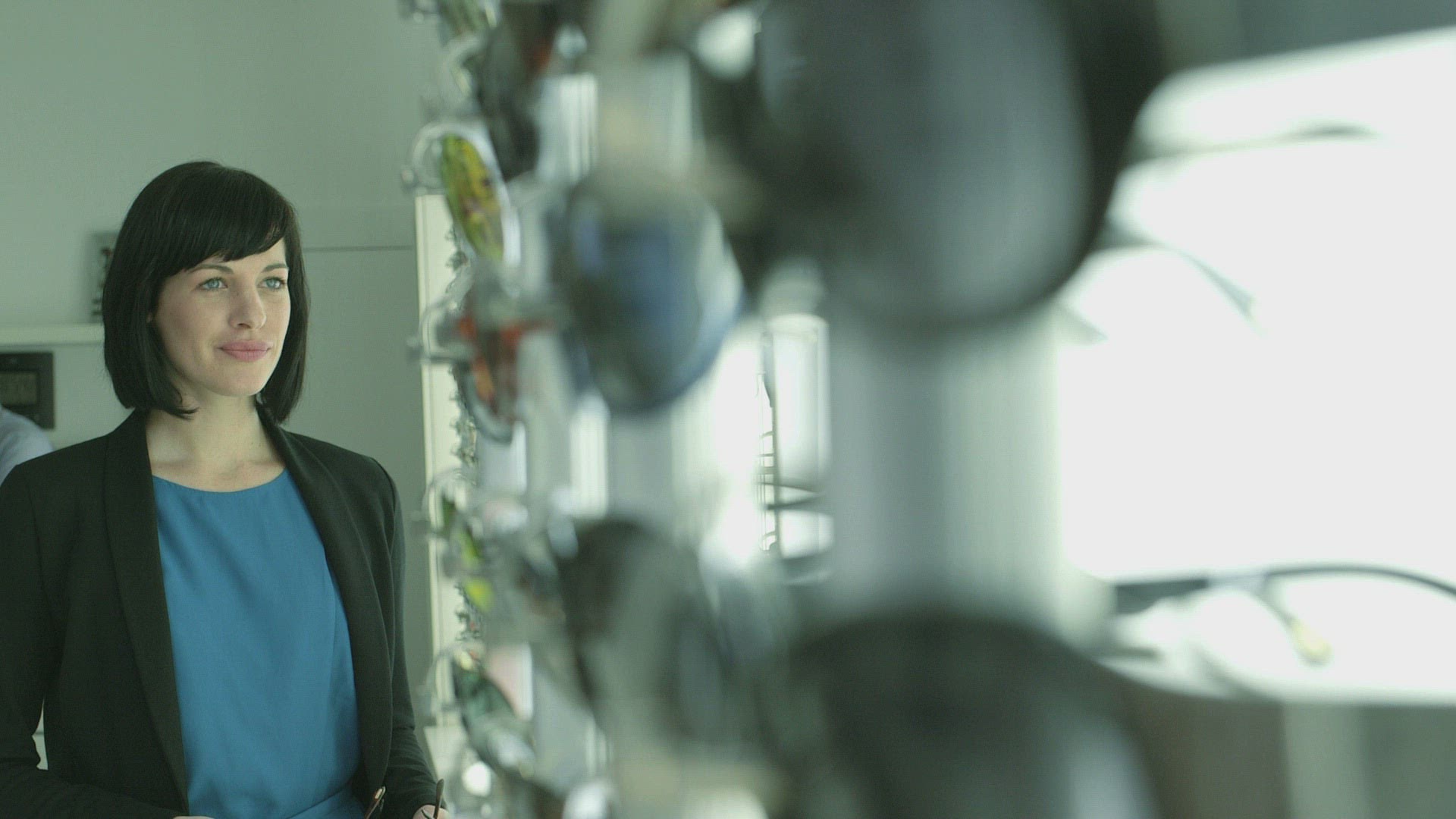 825159620 / Optician / Customer / Advising