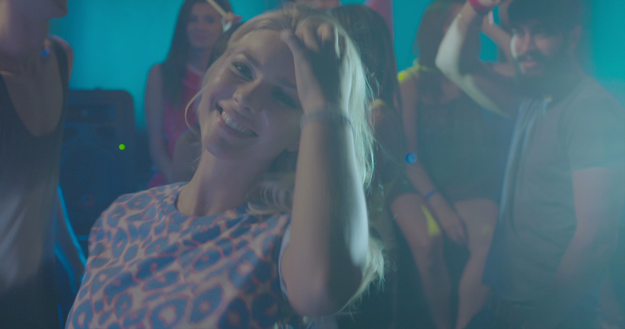 117089704 / People / Concert / Great Britain