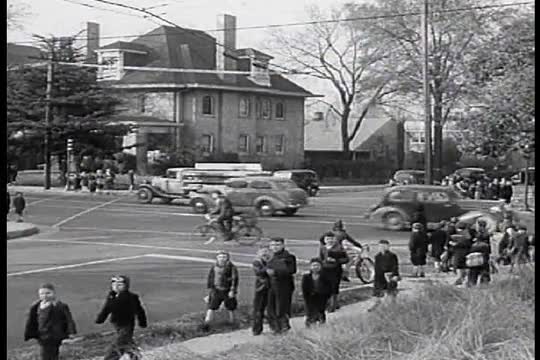 Chevrolet Leader News excerpt 1938. 4-way red lights keeps Memphis schoolchildren safe.